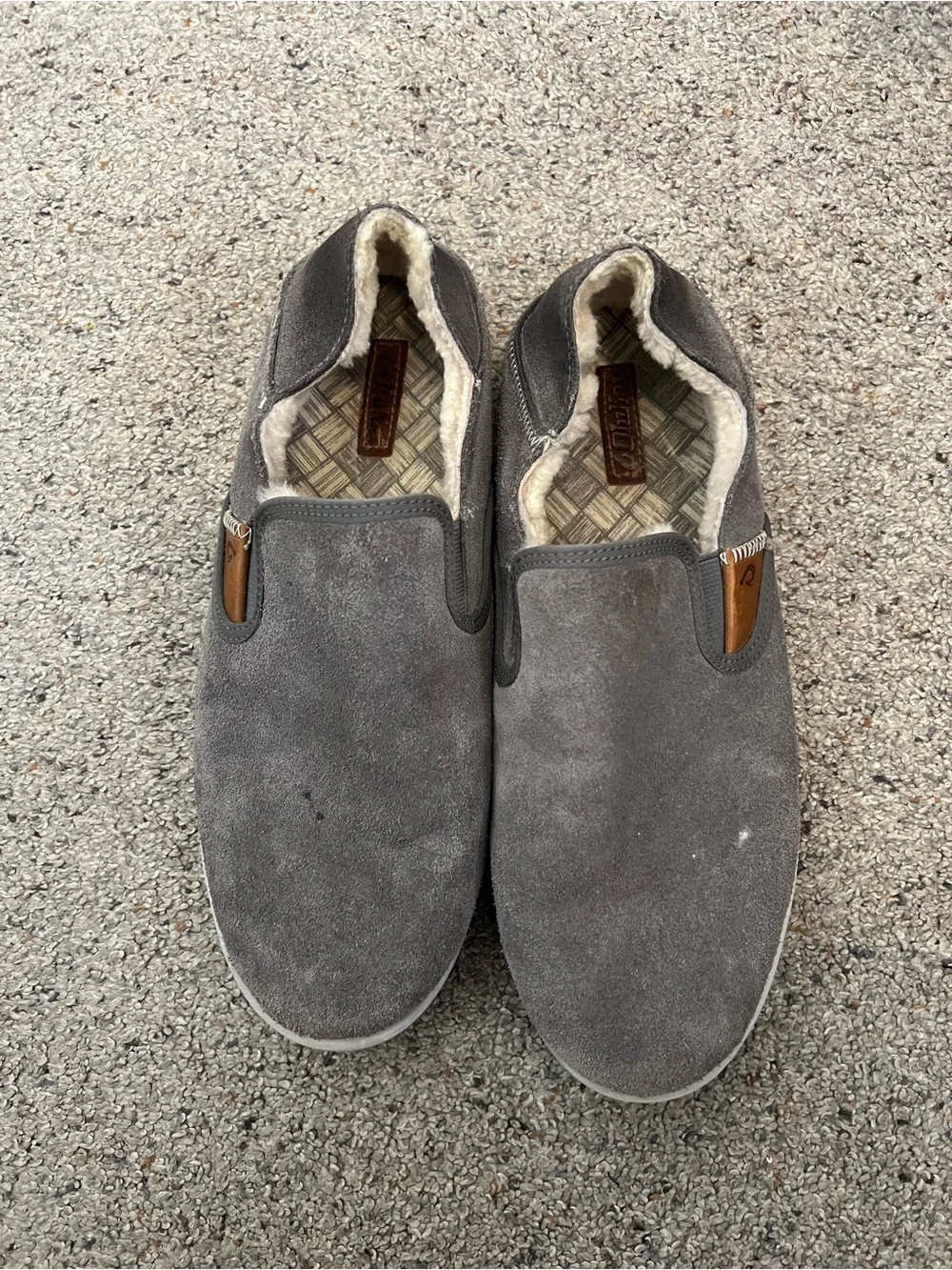 OluKai Men’s Hele Malie slip-on shoes in charcoal/mist grey,8